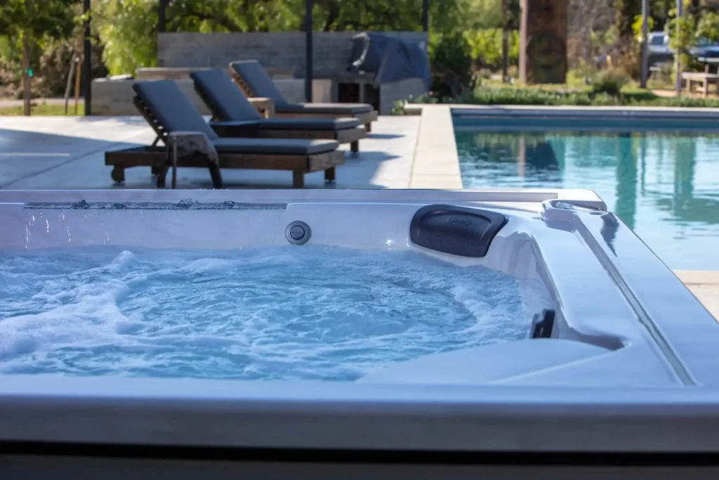 JHT JLXL Mid Product01 1920x1280 1