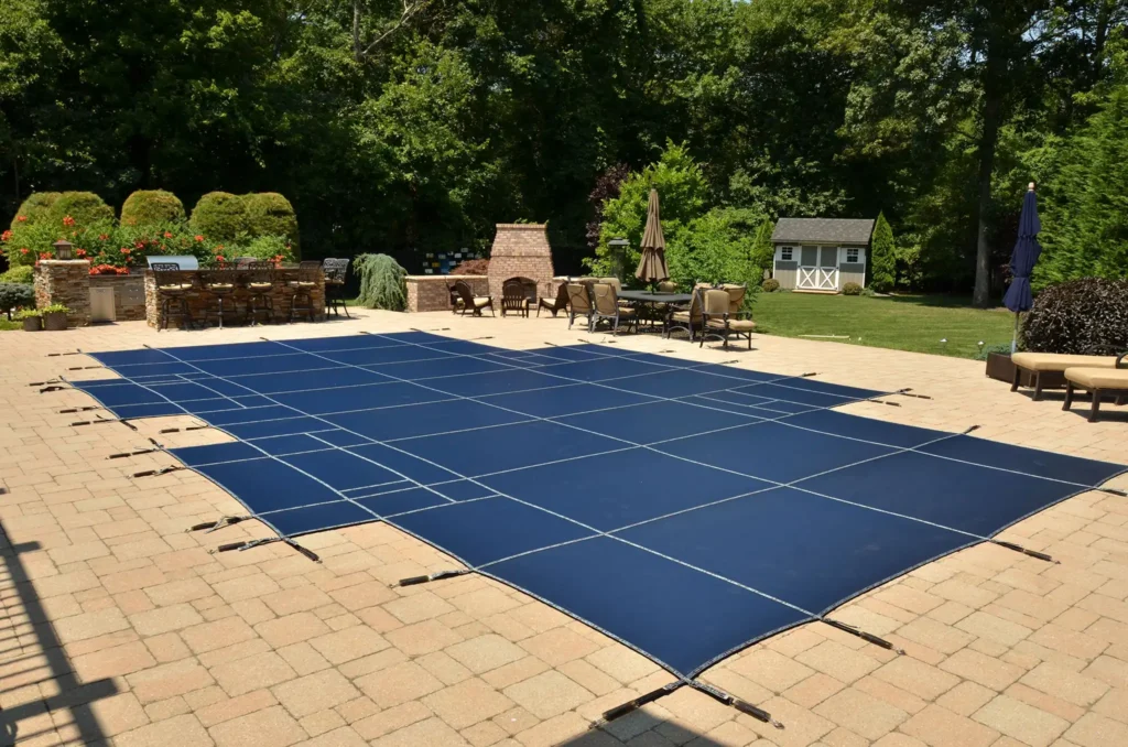 LoopLoc Mesh Safety Cover